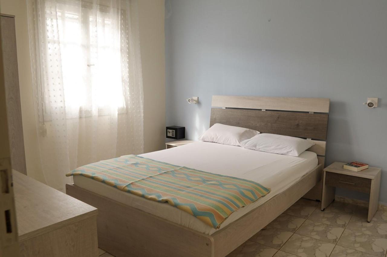 Evita Bay Agia Pelagia Heraklion Exterior foto